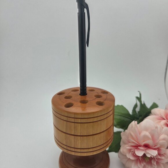 Vintage Handmade Solid Birch Wood Pencil Holder Hand Turned by W C Stewart - Picture 2 of 9